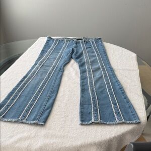 Wild Fable Hip Hugger 1970s Boho Flare Leg White Raised Stitching on trend 16